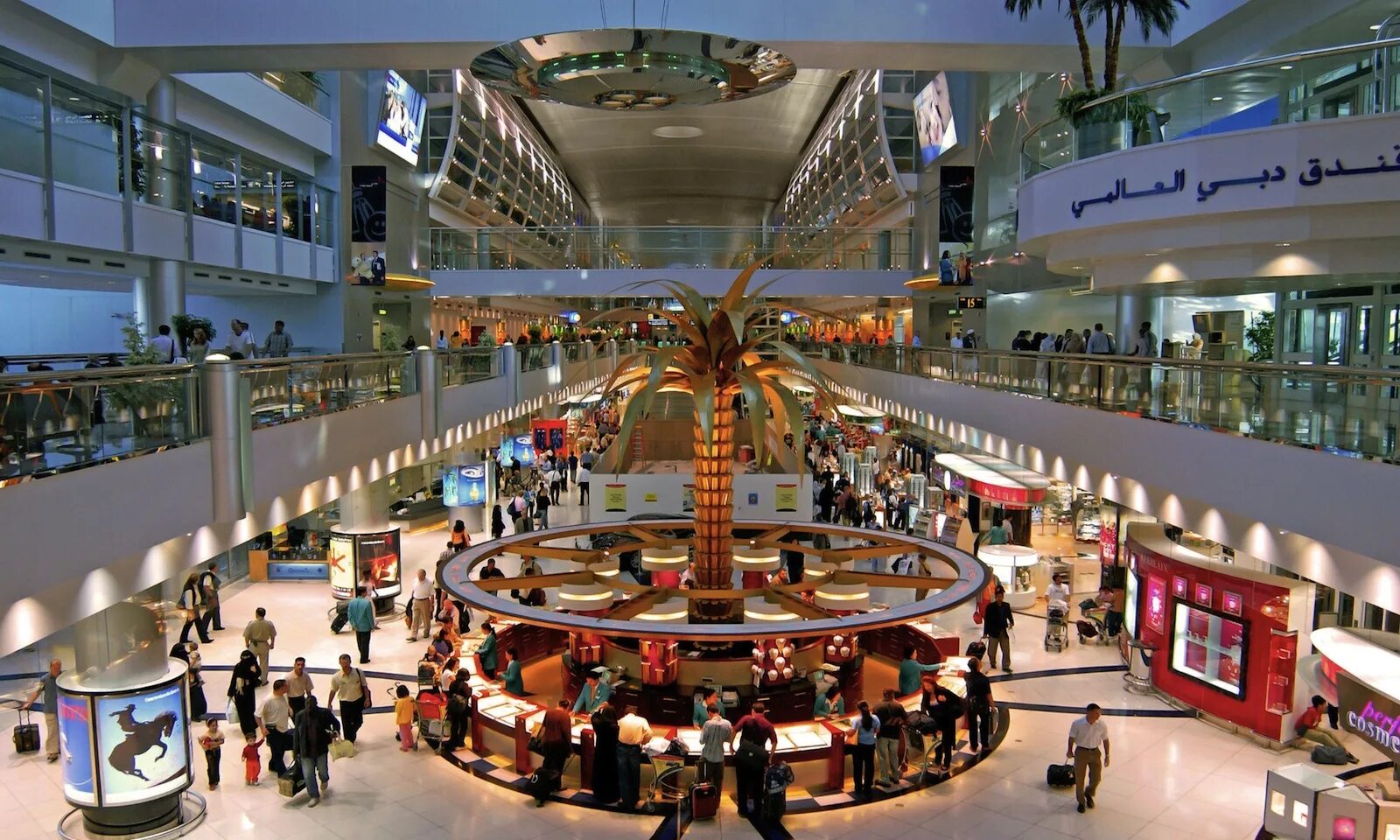 Арабские эмираты аэропорты международные. Международный аэропорт Дубай. Dubai DXB аэропорт. Дубай Интернешнл аэропорт. Международный Дубай (DXB).