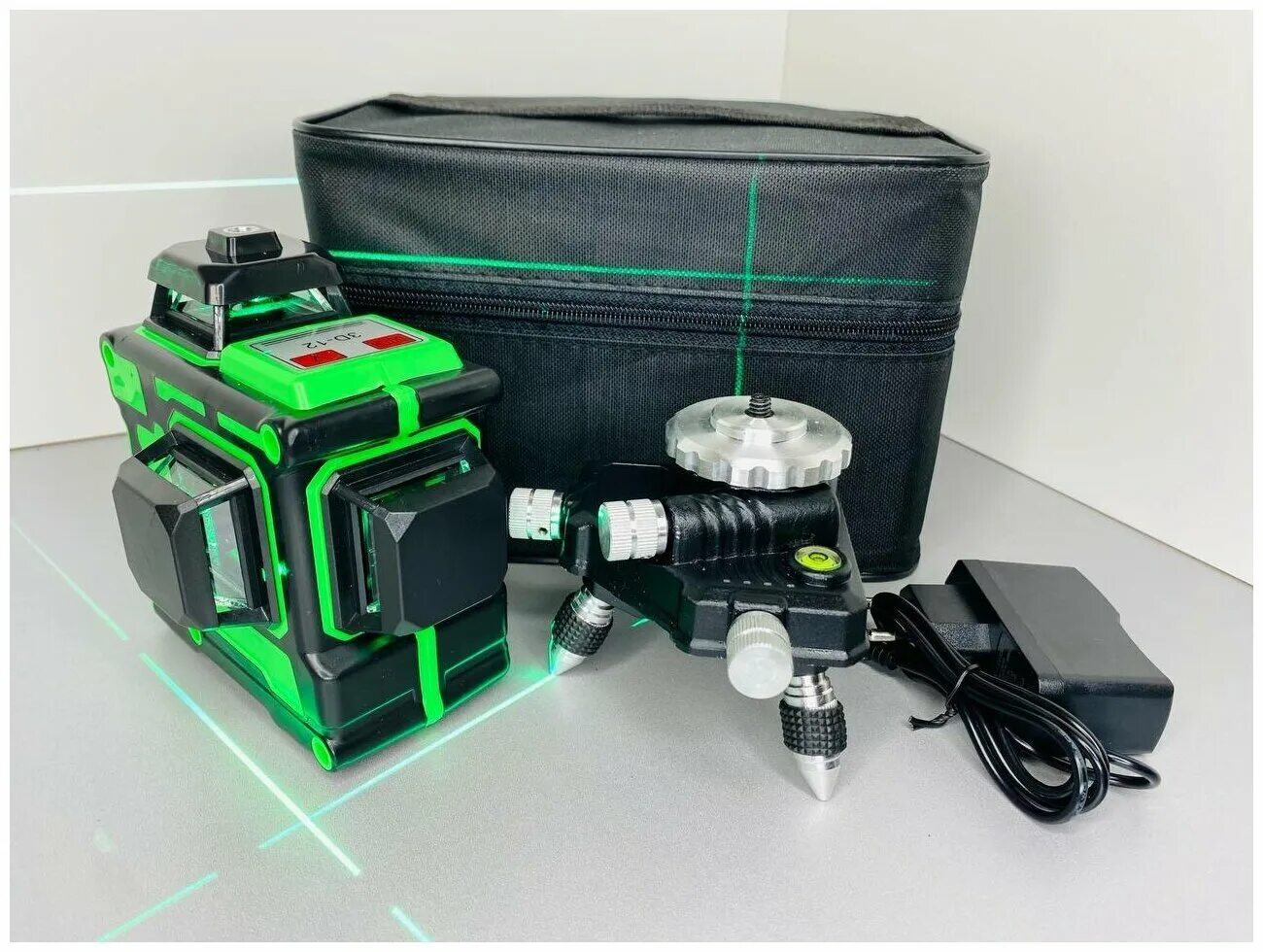 Лазерный уровень hilda 3d. Лазерный уровень hilda 3d 12. Лазерный уровень (нивелир) hilda 3d - 12. Лазерный уровень (нивелир) hilda 12 линий 3d. Лазерный уровень/нивелир hilda 3d/360 зеленый.