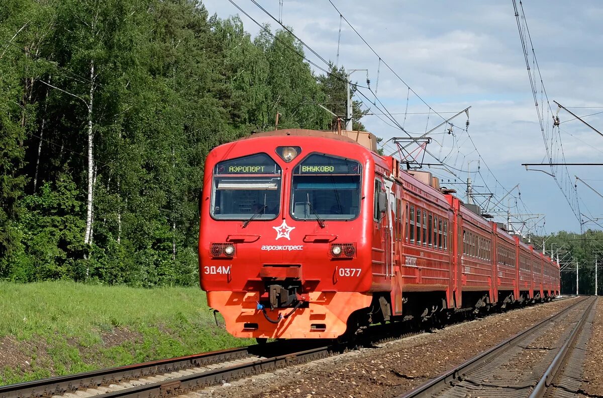 Электропоезд эд4м. Эд4м 62-301. Эд4м 0413. Эд4м 0377 Чайка. Поезд 268м