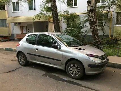 Пежо 2001 года
