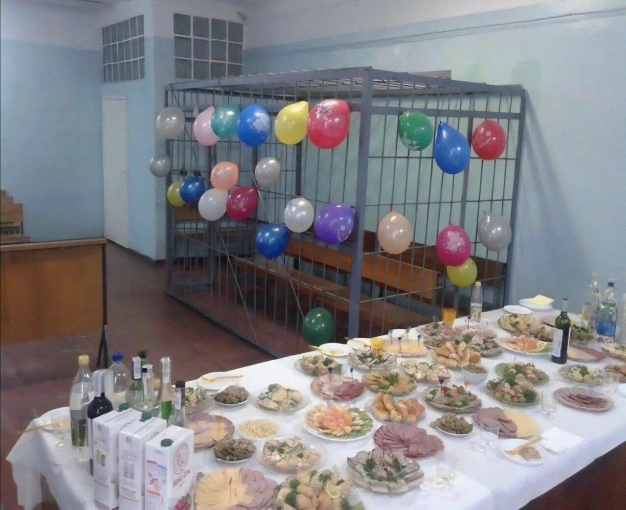 Создай праздничную атмосферу. Создай праздничную атмосферу. Веселый праздник. Корпоративные мероприятия. С днём рождения шарики.