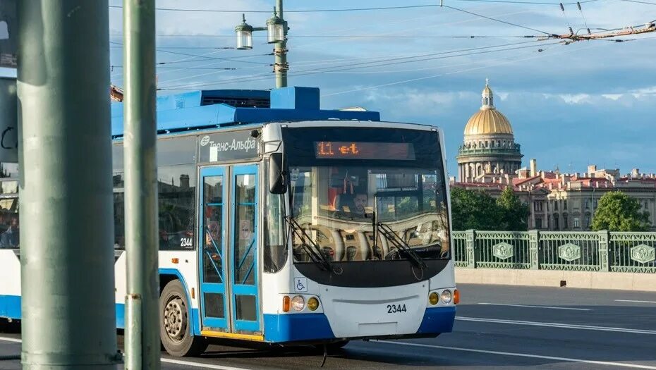 Городской транспорт спб. Работающий транспорт спб. Работающий транспорт спб. Общественный транспорт питер. Лиаз-5292.