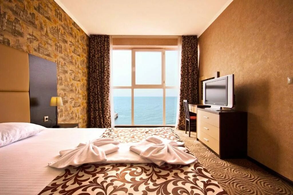 Ленина 219 адлер отель блэк. Адлер номера у моря. М отель 2 адлер. Гостиница мечта 2 адлер. Сочи гостиница илиада.