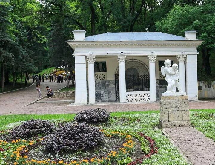 Курортный парк ессентуки. Парки ессентуки адреса. Центральный парк ессентуки. Парки ессентуки адреса. Ессентуки парк курортный парк.