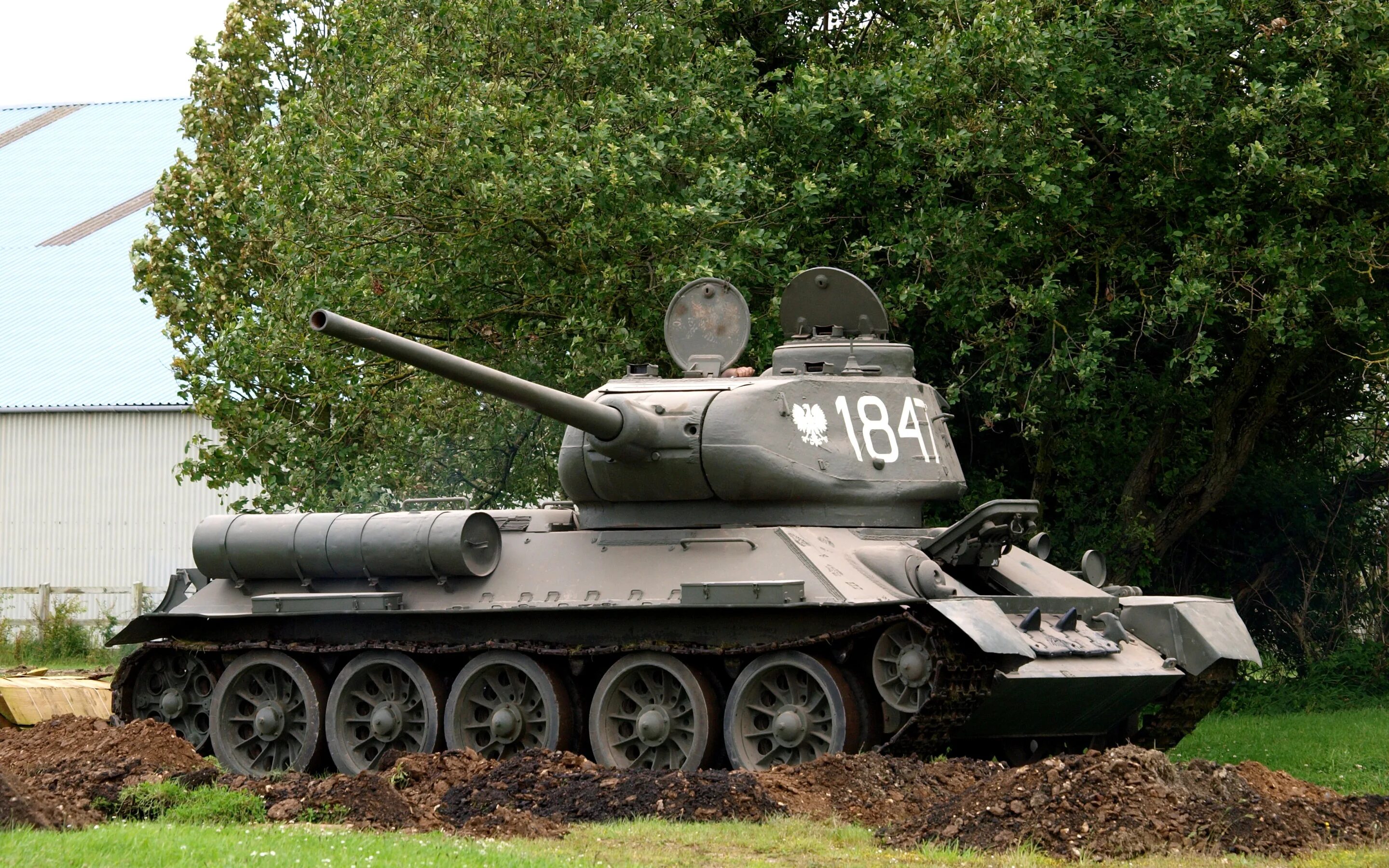 N 34 85