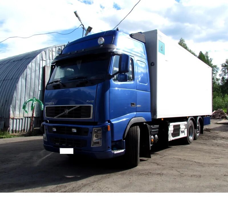 Авито volvo fh. Вольво грузовая 15т. Volvo fh12 15 тонн. Вольво FH 15 тонник. Вольво 20 тонн.