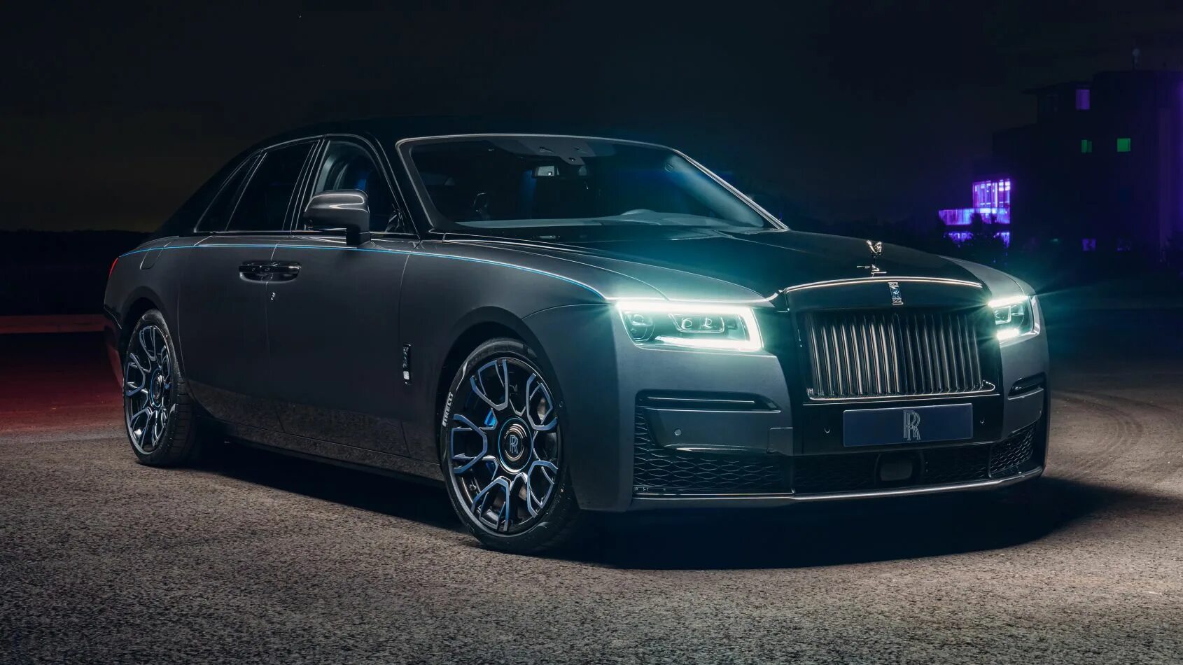 Роллс ройс 5. Rolls Royce Ghost 2022. Rolls-Royce › Ghost 2022 черный. Rolls Royce Ghost Black badge 2022. Новый Роллс Ройс 2022.