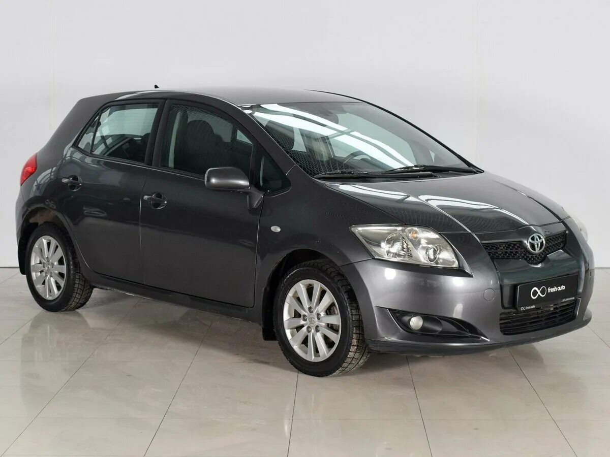 Toyota Auris 2008 г. Тойота аурис 2008 серебристый. Аурис 2011 серебристый. Тойота аурис хэтчбек серебристый механика.