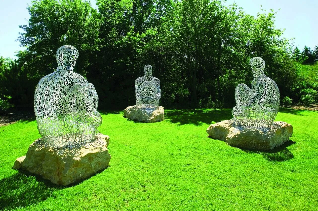 Екатерининский парк царское село скульптуры. Современная парковая скульптура. Жауме пленса скульптуры. Парковая скульптура 5. Царское село парк екатерининский скульптура пушкина.