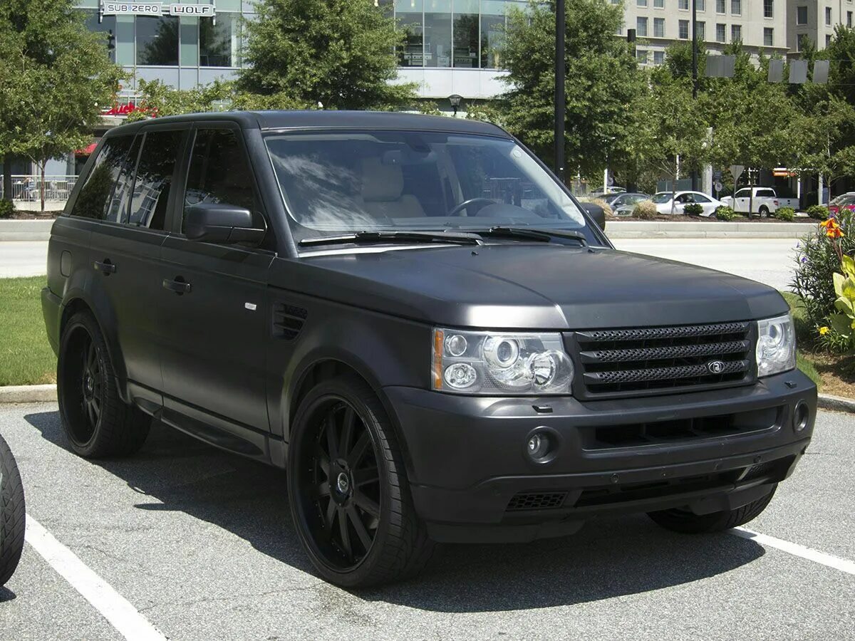 Complete range. Рендж ровер 3 черный. матовый range rover sport 2009. черный матовый рендж ровер спорт 2010. range rover 2005 black.