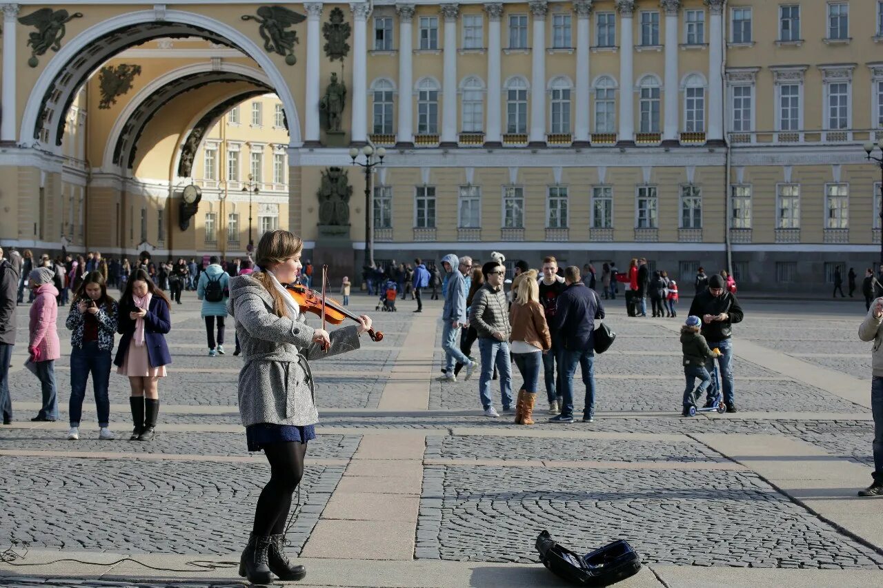 Сайт музыки спб. Музыканты Санкт-Петербурга. Музыкальный Петербург. Уличные артисты Питера. Уличные музыканты Санкт-Петербурга.