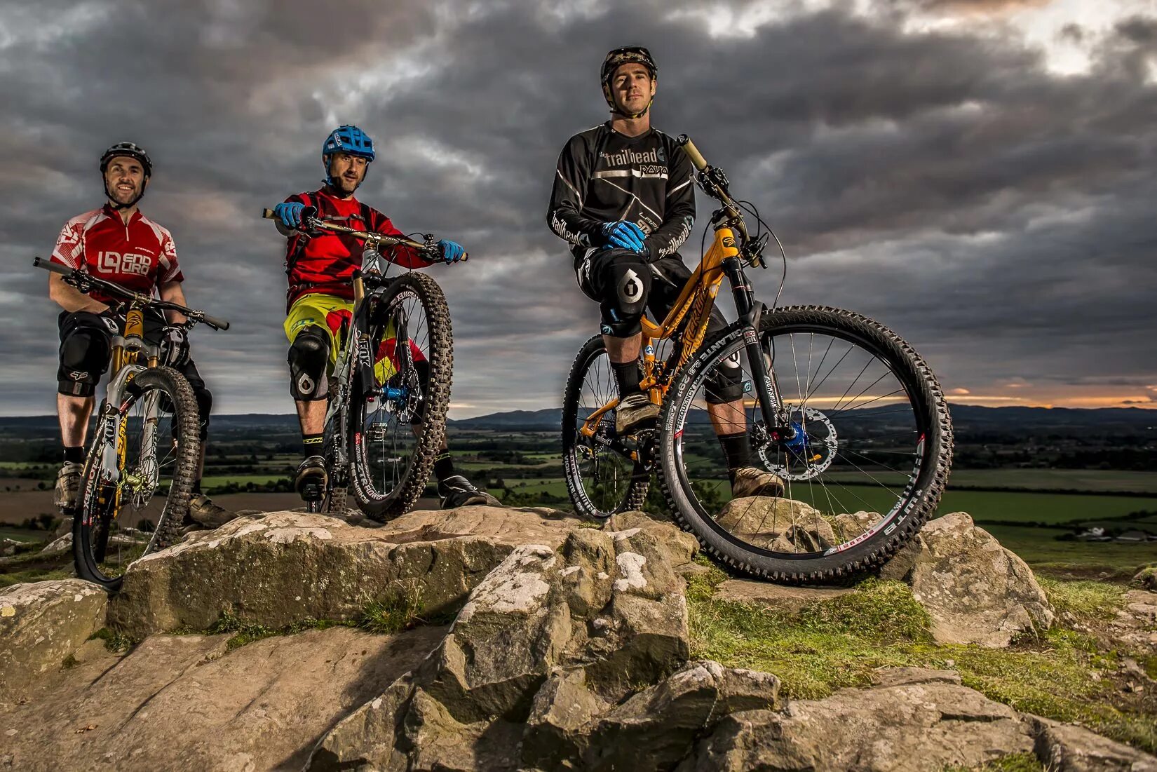 Велосипед тандем шестиместный. Велосипед тандем. Велосипед на несколько человек. Cube too велосипед. Самые необычные велосипеды в мире.