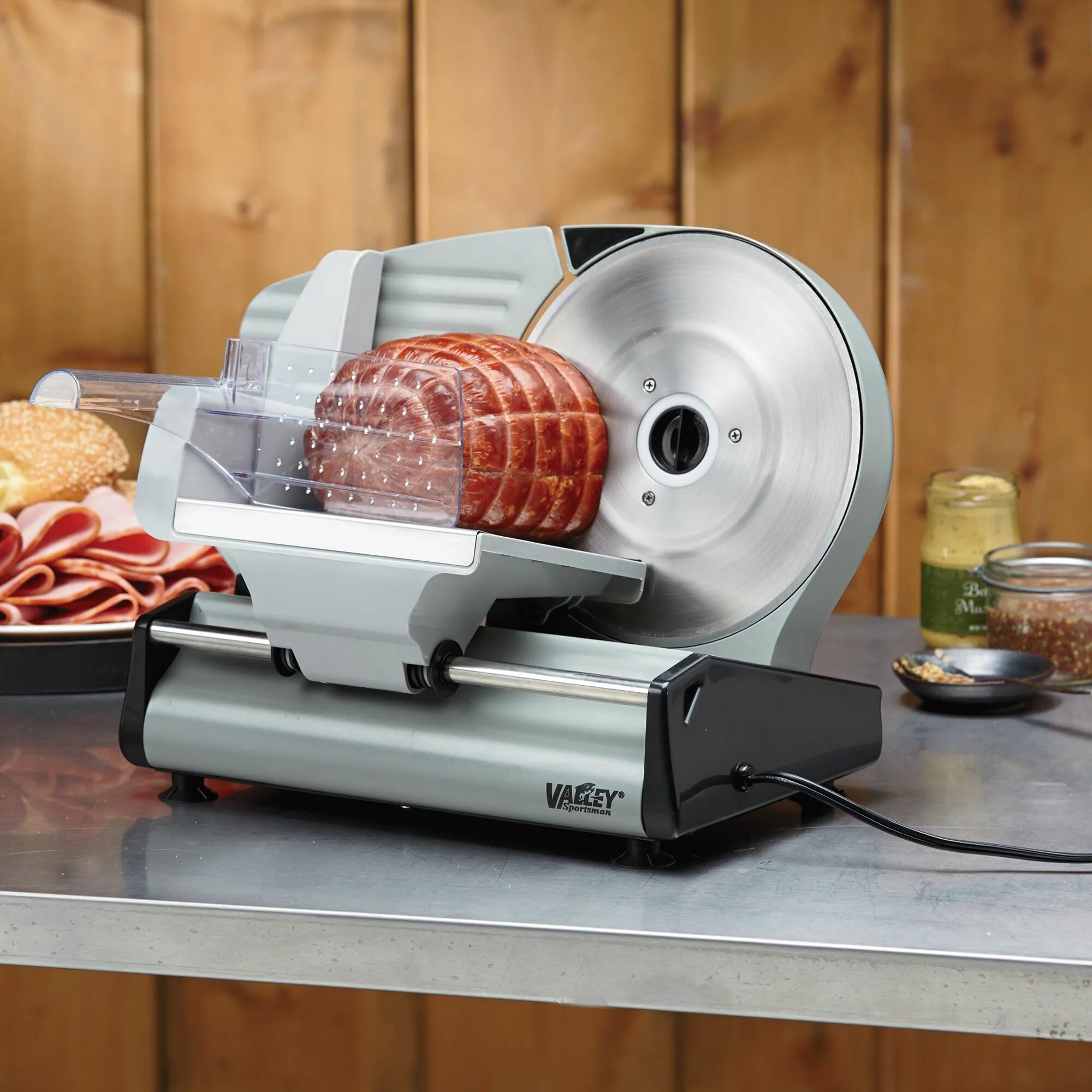 Купить слайсер для нарезки колбасы и сыра. Слайсер meat Slicer. Слайсер Celme Family 220. Слайсер ломтерезка Omega Home SR 403. Ломтерезка Ritter compact1 серый.