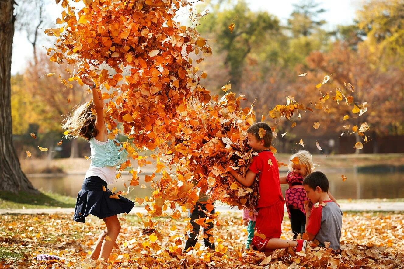 Фото на тему осень люди. Концерт осенью на природе. Seasons for Kids autumn. Autumn for autumn.