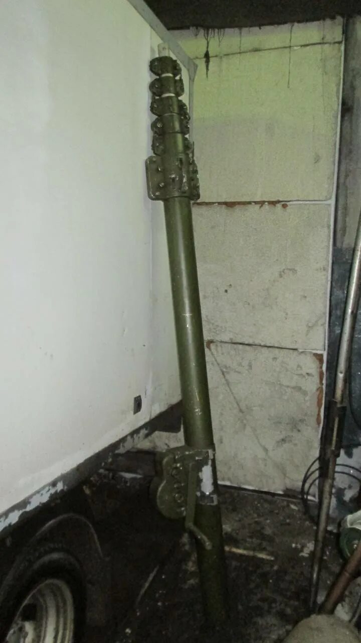 Мачта р 409. Телескопическая антенная мачта р-409. мачта р-409 лебедки оттяжек. мачта телескопическая р140м. мачта антенная р142.