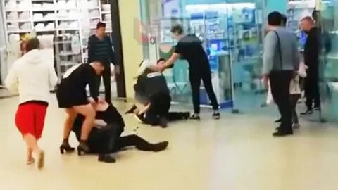 И зачем полез в телепорт с пьяну