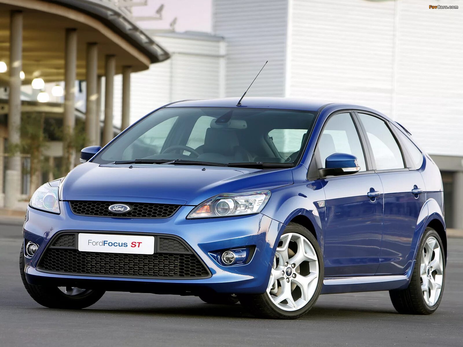 Com cars ru. Форд фокус. Форд фокус 2 поколения. Ford Focus 2 Restyling. Ford Focus 2008 хэтчбек.