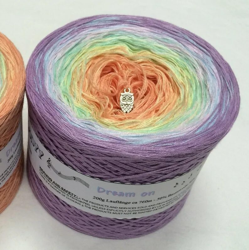 Пряжа для цветов. Пряжа рейнбоу хлопок. пряжа rainbow ombre. пряжа ализе градиент. пряжа секционная градиент.