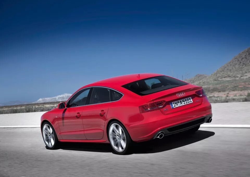 Audi a5 silver. Фгвш ф5 ы5. Ауди с5 мощность. Audi a5 sportback 2009. Audi a5 coupe.