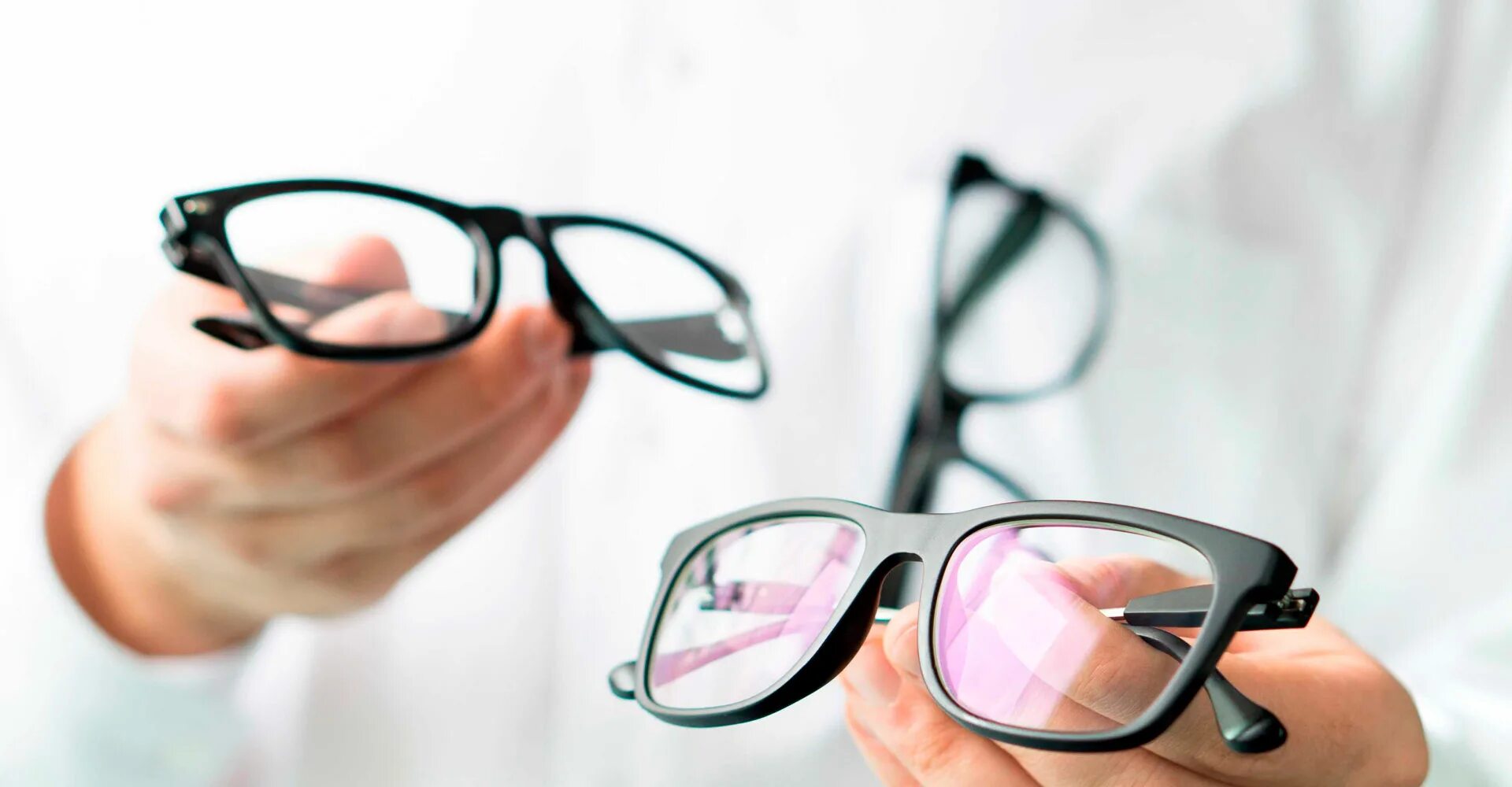 Очки для зрения. Очки офтальмолога. Оправа для линз. Вторые очки.
