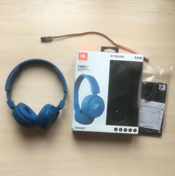 Jbl наушники блютуз не подключаются. JBL t450bt проводные. JBL t450bt наушники беспроводные зарядка. Наушники JBL беспроводные накладные t450bt. Наушники JBL t510btblk, Pink.