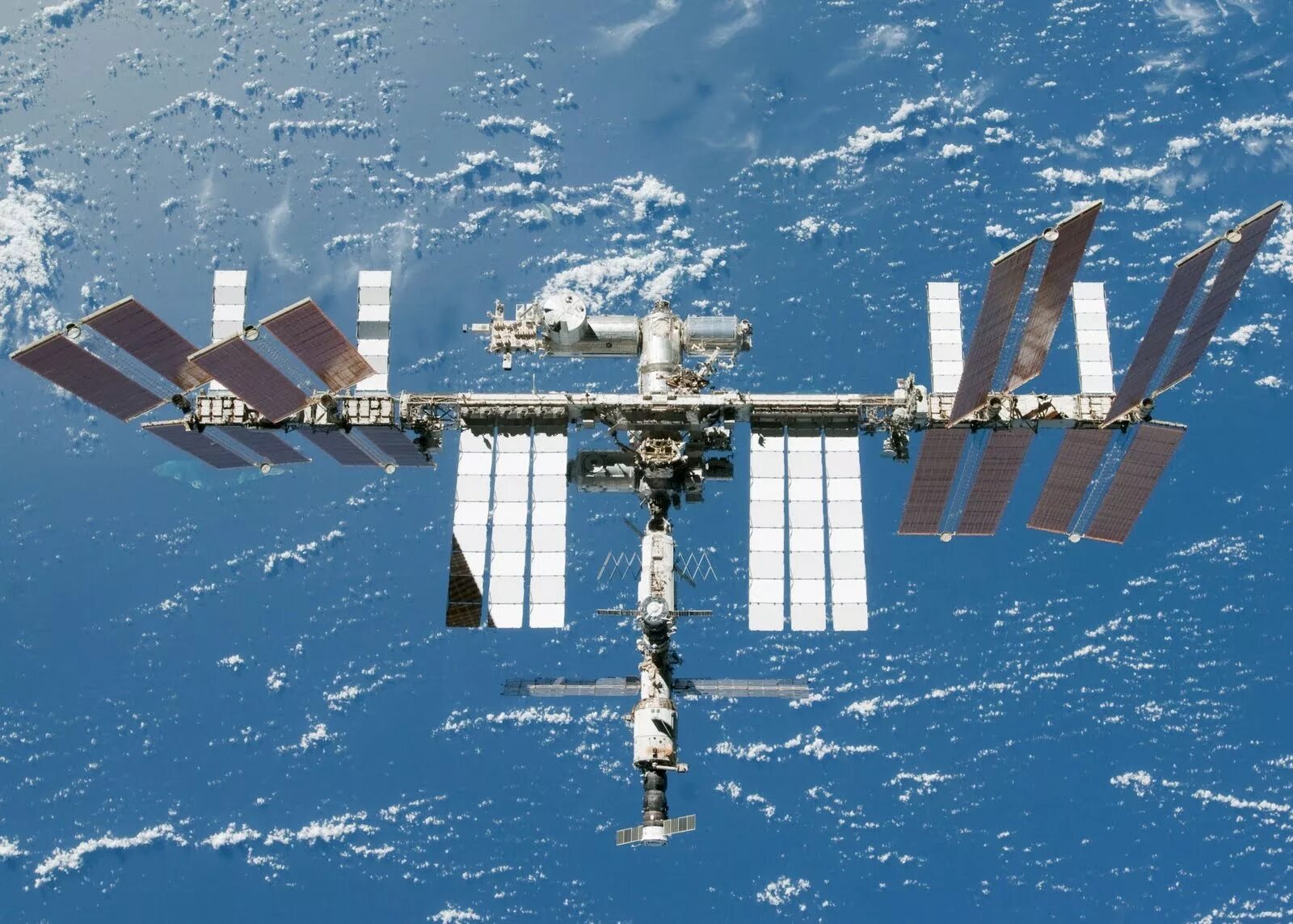 Международная космическая станция в каком году. Космическая станция МКС. Международная орбитальная Космическая станция. Станция МКС 2022. Модули МКС 2022.