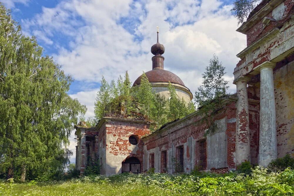 Деревня федоровское конаковский район тверская область. База федоровское подворье. Село федоровское храм успения пресвятой богородицы. Федоровское тверская область церковь. Церковь село федоровское конаковский район.