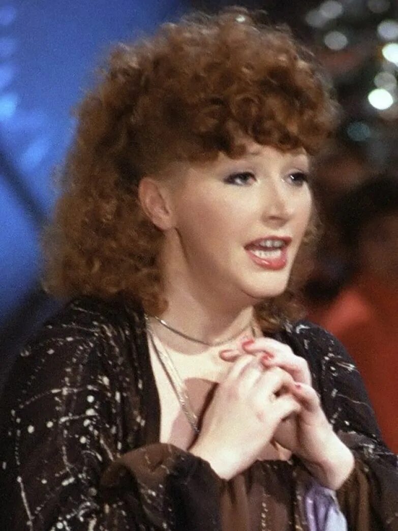 алла пугачёва 1980. алла пугачева молодая. пугачева паулс маэстро. алла пугачева молодая 1970. алла пугачева олимпиада 80.