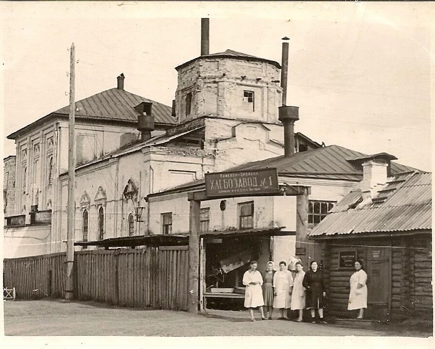 Станица советской время. Каменск-Уральский Каменский завод 19 век. Хлебозавод Каменск-Уральский. Преображенский монастырь Каменск-Уральский. Станица Каменская.