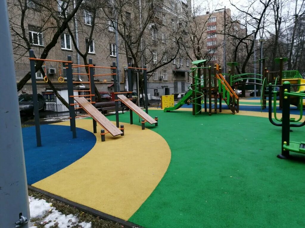 Выставочный зал солянка впа. Граунд москва. Grounded логотип. Граунд солянка 2022. Граунд москва.