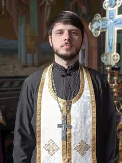 Штатный клирик
