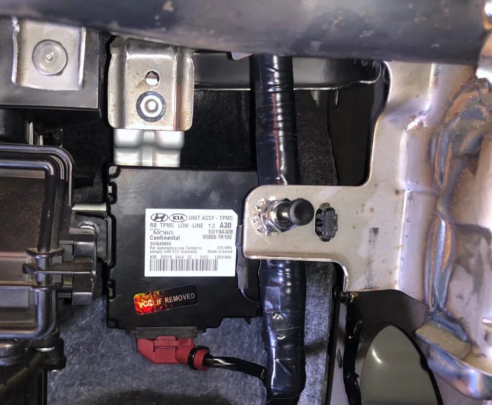 Солярис хендай как проверить катушку. Tpms for prado 150. hyundai solaris 2025 tpms. блок управления tpms camry 40. tpms в солярис.