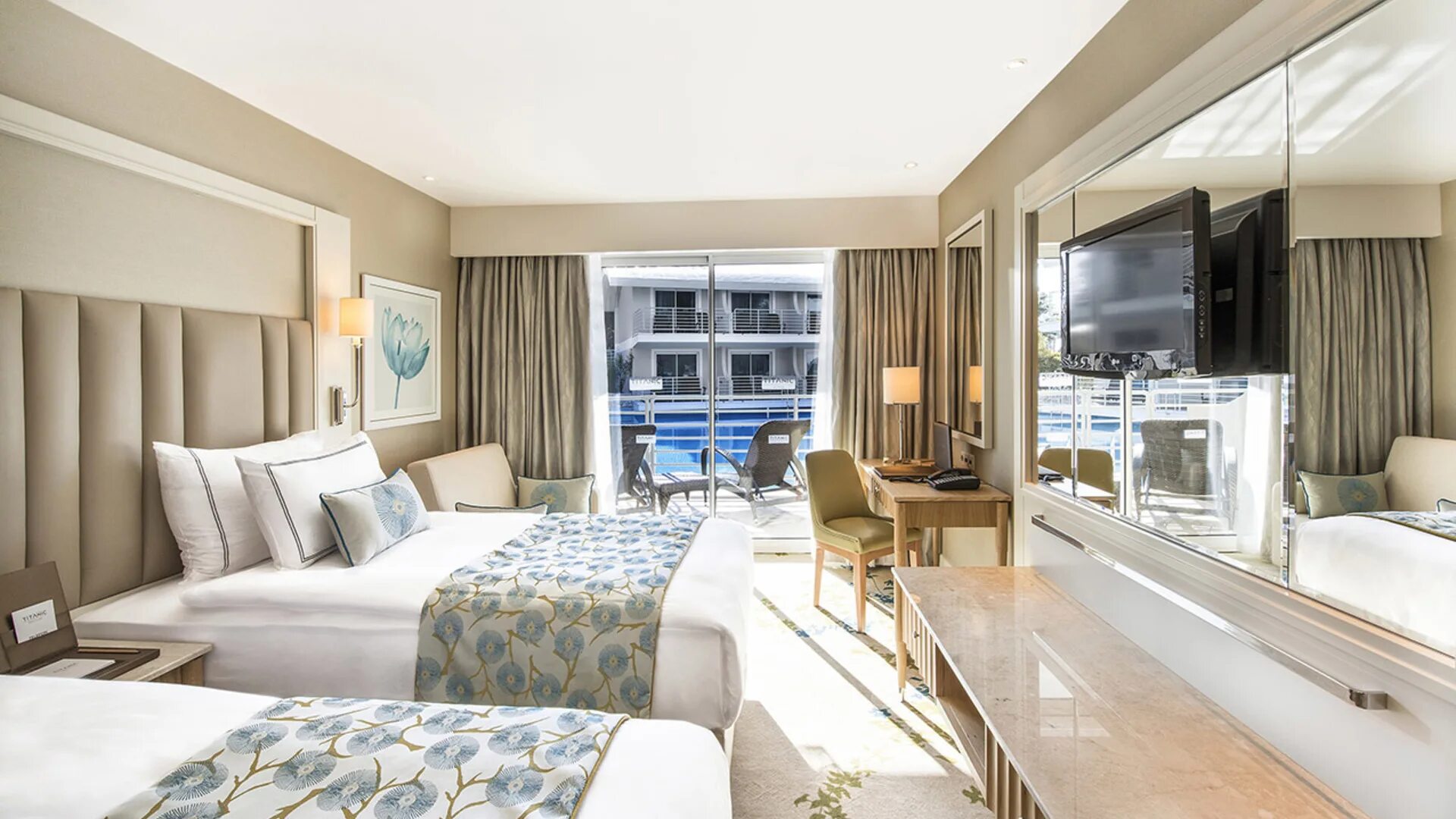 Отель титаник лара анталия. Титаник лара бич анталия. Titanic beach lara 5 анталия. Titanic beach отель. Отель титаник лара.