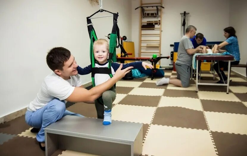 Реабилитационный центр в чебоксарах для детей инвалидов. Реабилитация детей. Реабилитационный центр в чебоксарах для детей инвалидов. Афк реабилитация. Занятия в реабилитационном центре.
