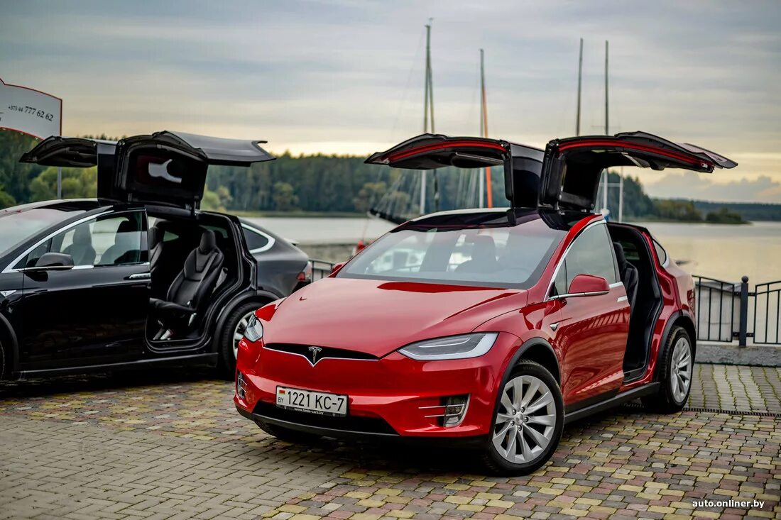 Электромашина Тесла. Tesla model x кузов. Электро Тесла автомобиль. Tesla model x 2017 в России. Фото тесли