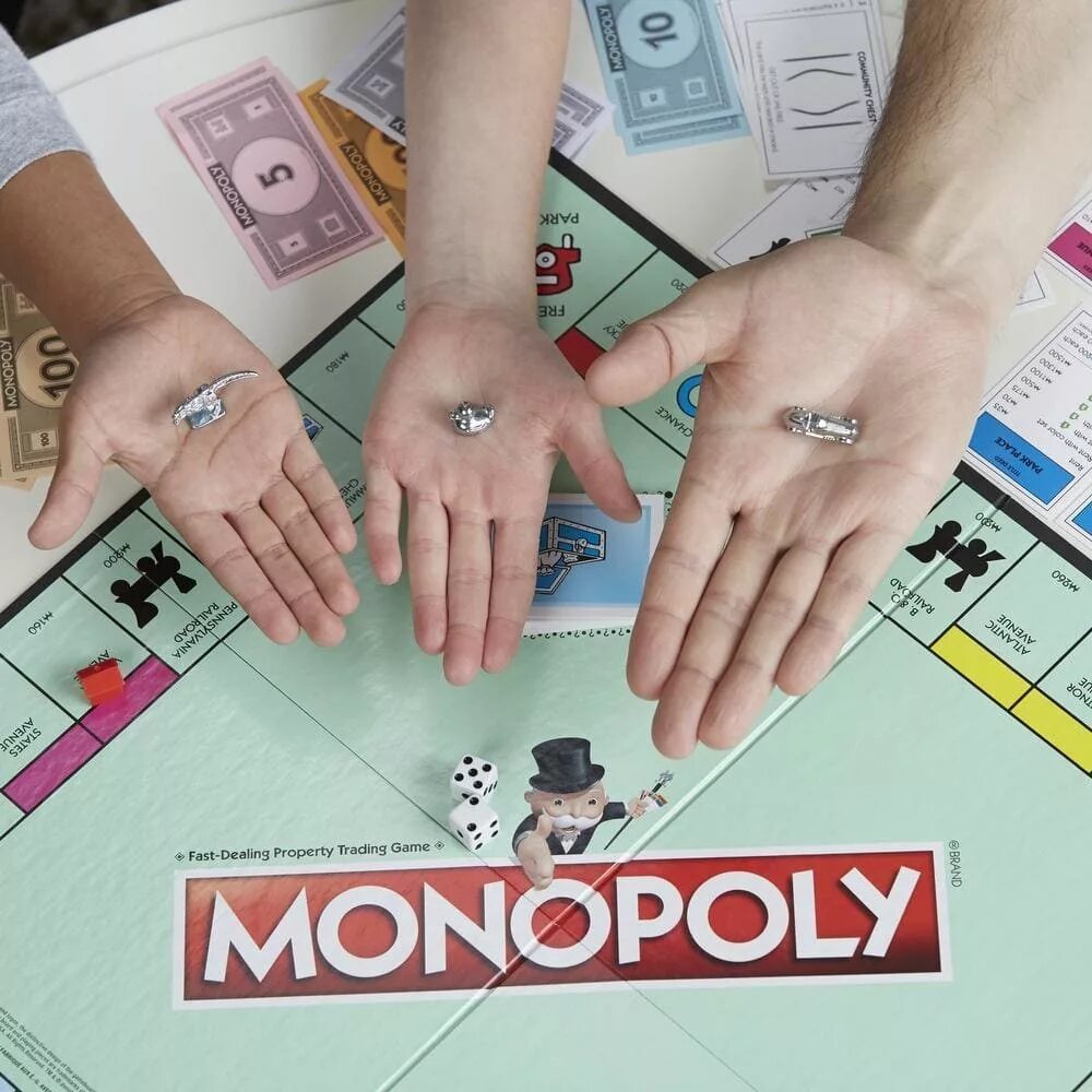 Игра монополия обновленная. Настольная игра monopoly классическая обновленная c1009. монополия классика monopoly c1009. hasbro games монополия классическая обновленная c1009. monopoly классическая обновленная c1009.