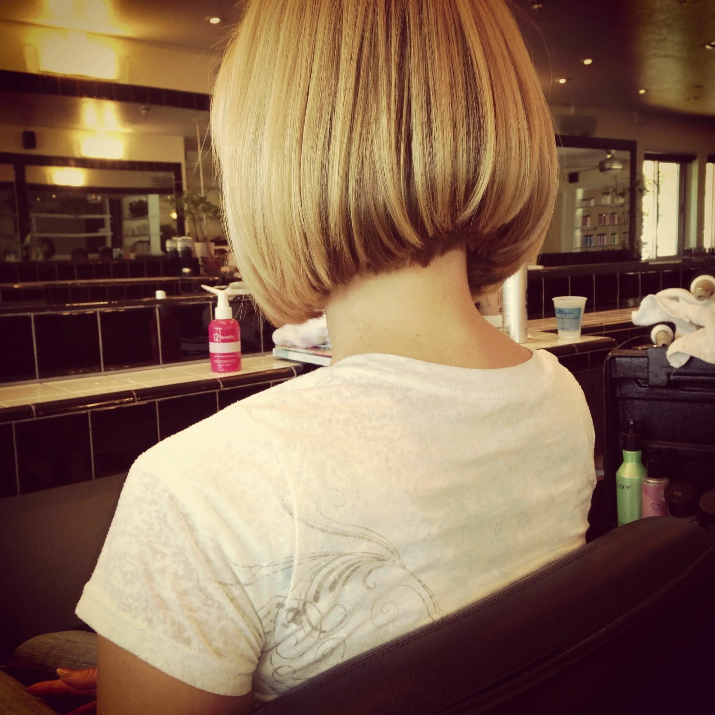 Long angled bob back view Bob haircut back view, Hair cuts, Long bob haircuts