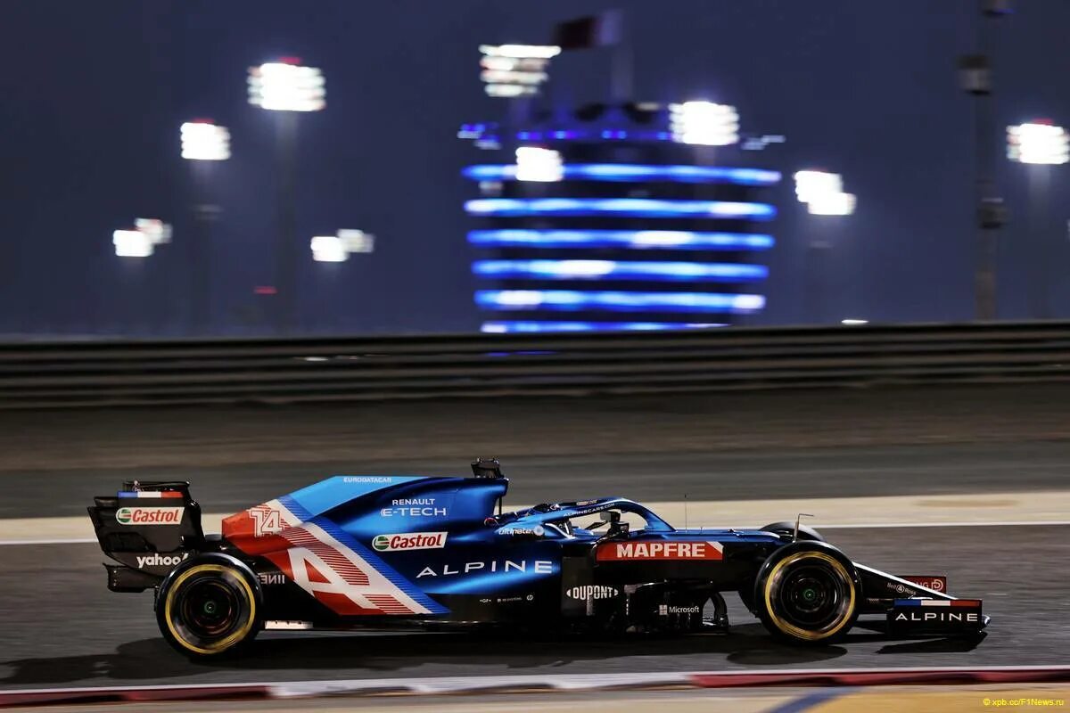 В какой стране формула 1. F1 2021 альпин. Alpine f1 Team 2022. F1 Алонсо 2021. Alonso Alpine f1.