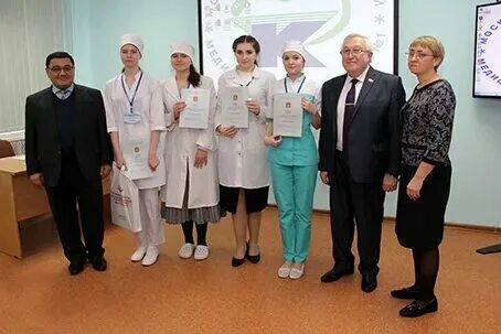 Красногорский медицинский филиал. Медицинский колледж 1 красногорск. Красногорский медицинский колледж внутри. Момк 1 красногорский филиал. Московский областной медицинский колледж 1.