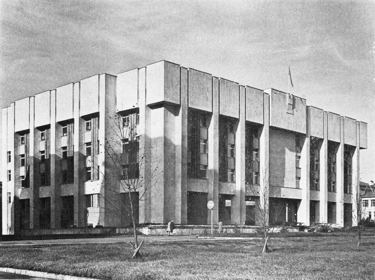 Райком кпсс. Здание рк кпсс. здание кпсс в москве 1980. ждановский райком кпсс ленинграда. здание райкома кпсс.