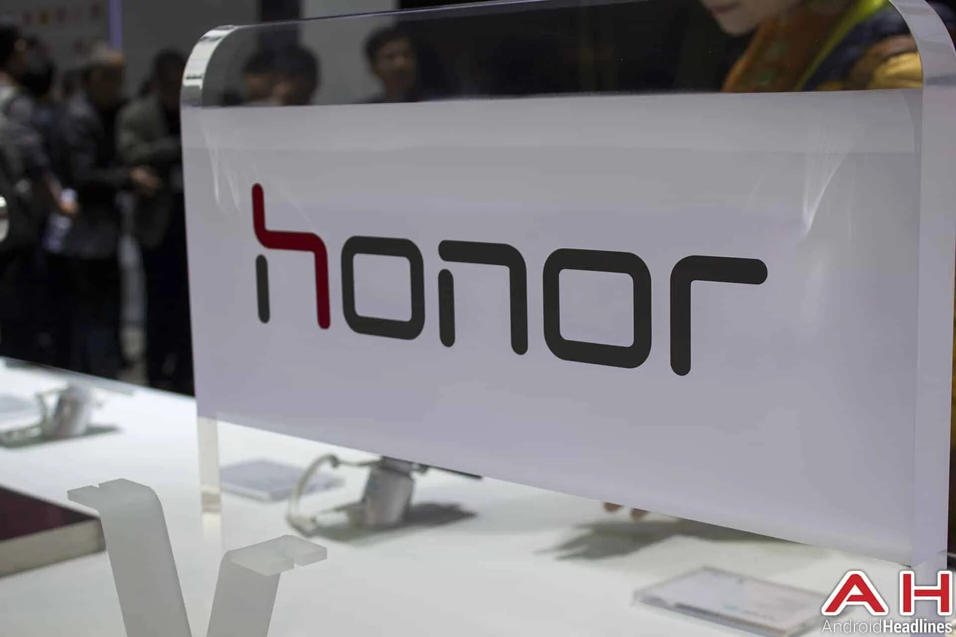 Хонор сторе. Honor магазин. Магазин хонор. Honor магазин. Honor логотип новый.