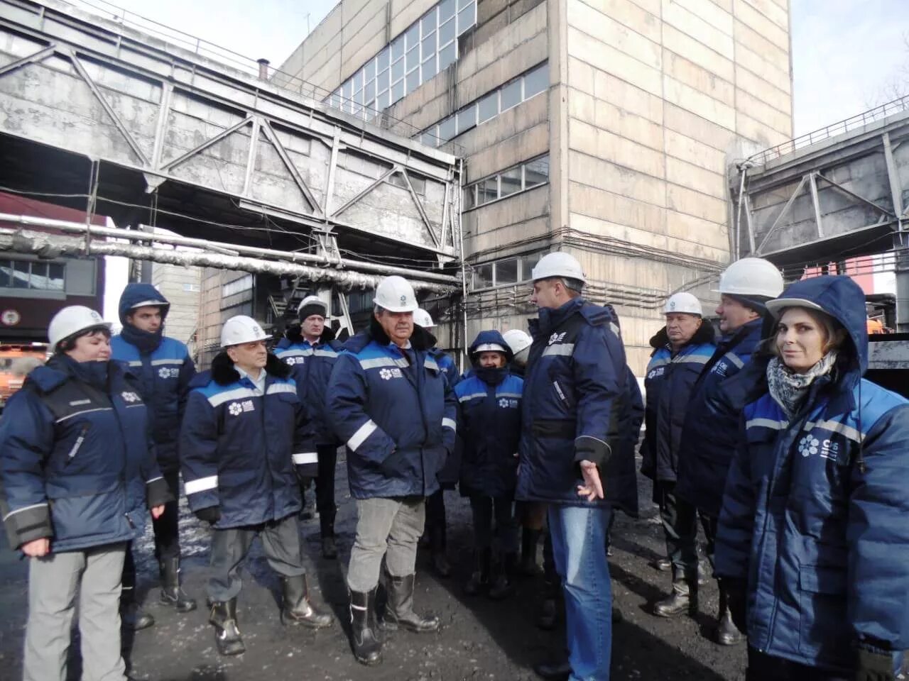 Сибантрацит линево. Сибантрацит разрез восточный. Сибантрацит группа. Сибирский антрацит угольный разрез. Сибантрацит логотип.