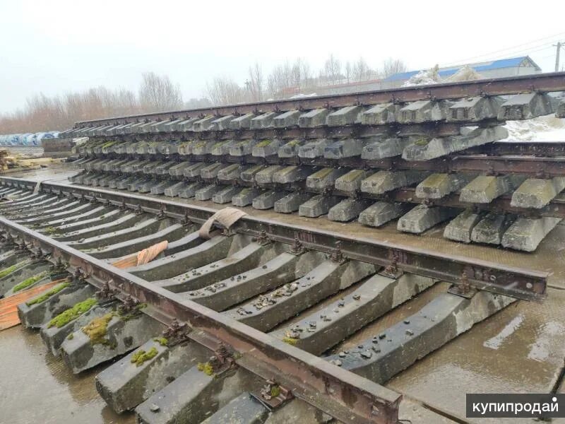 В пути в пролете. Пролет ЖД. Пролет. Сколько стоит Железный пролет дороги. Развитие рельсовых путей в начале мировой войны.