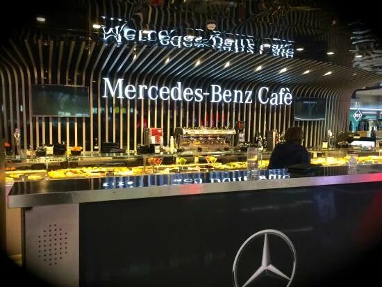 Mercedes benz cafe шереметьевское ш вл37 химки. Кафе мерседес бенц шереметьево. Mercedes benz cafe шереметьевское ш вл37 химки. Mercedes benz cafe. Мерседес кафе в шереметьево.