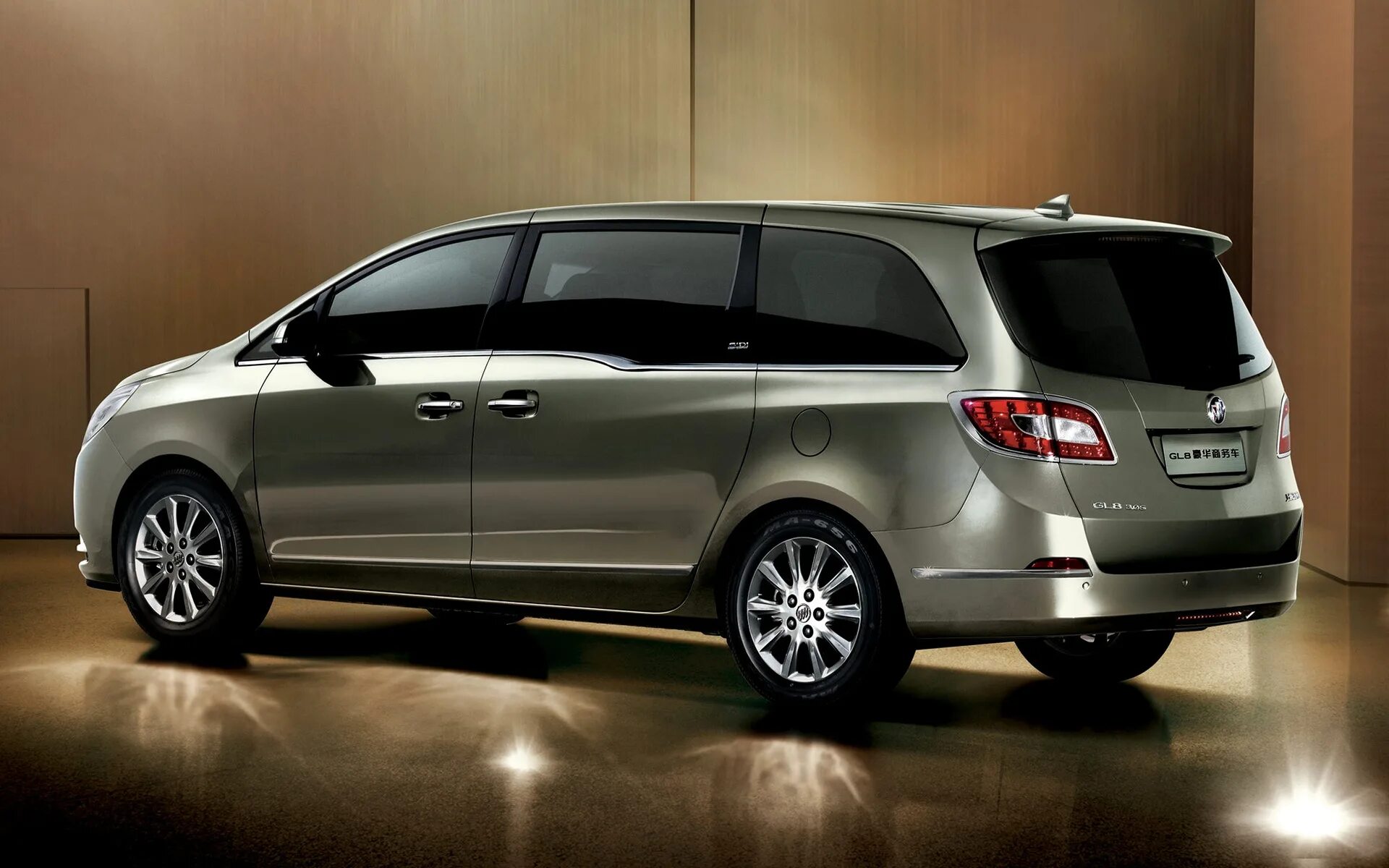 Mercedes-benz v250 синий. Мерседес gl 7-ми местный. Шевроле орландо 7ми местный. Авто бу 7 мест. Шевроле орландо 7ми местный.