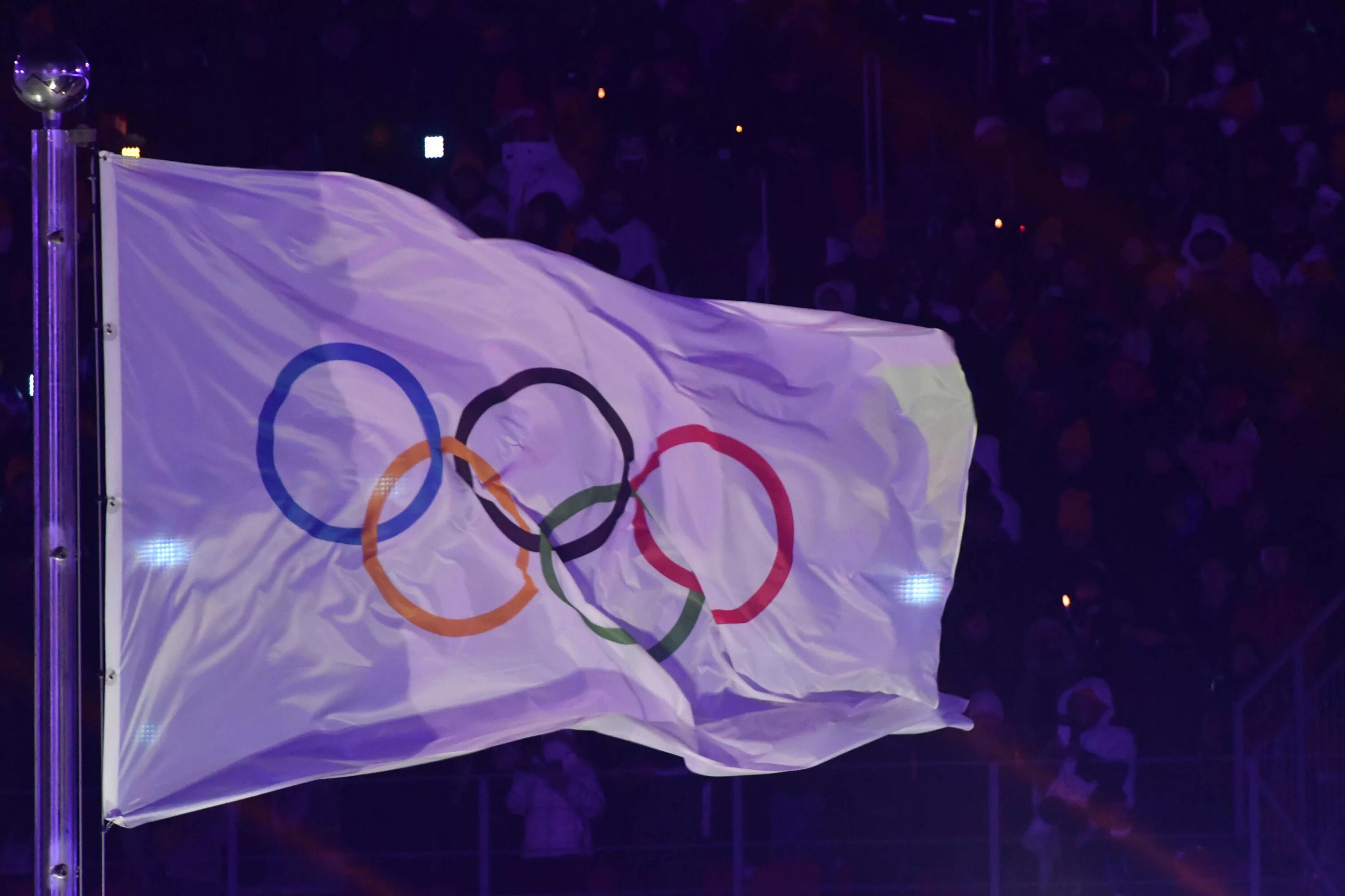 Флаг зимних олимпийских игр. МОК Олимпийские игры. МОК Международный Олимпийский комитет. Олимпийский флаг. Флаг олимпиады.