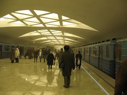 Метро строгино