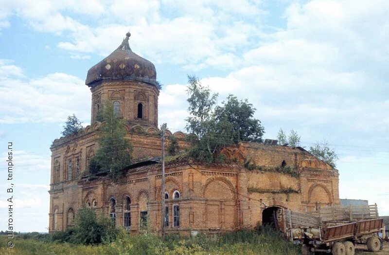 заброшенные деревни калужской области козельского района. деревня лопатинка калужская область жуковский район. усадьба гурьева калужская область. лыково калужская область. заброшенный храм в гусево калужской области.