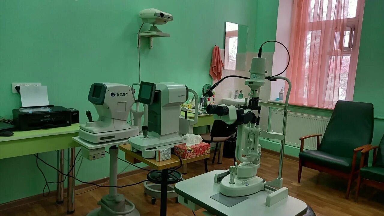 Изготовление, контроль и ремонт средств коррекции зрения. Петровская 28 визус. Офтольмологическая клиника. Офтальмологическая. Свердловск оптометрист.