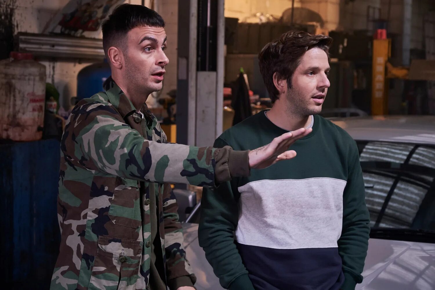 Сериал brassic 2. Гляк сериал кубик в кубе. Томо brassic. Голяк даты выхода кубик в кубе. Голяк: 1-4 сезона.